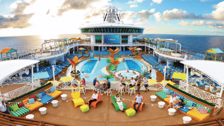 Royal-Caribbean-Cruise _Which-Ships-Are-The-Best_navigator-of-the-seas_02